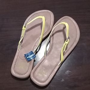 Shiekh yellow sandals size 9